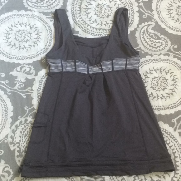 Grey/White tank - Picture 2 of 5